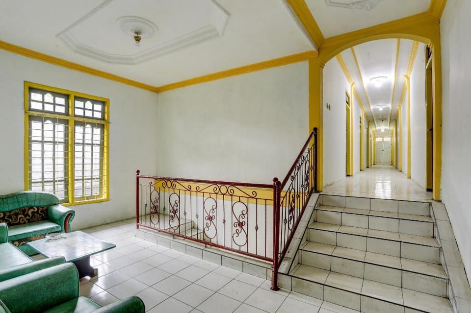 Hotel O Penginapan Aina Syariah Hotel in Indonesia