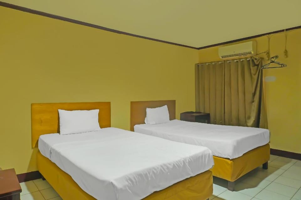 Hotel O Azeela Kost Syariah Hotel in Indonesia