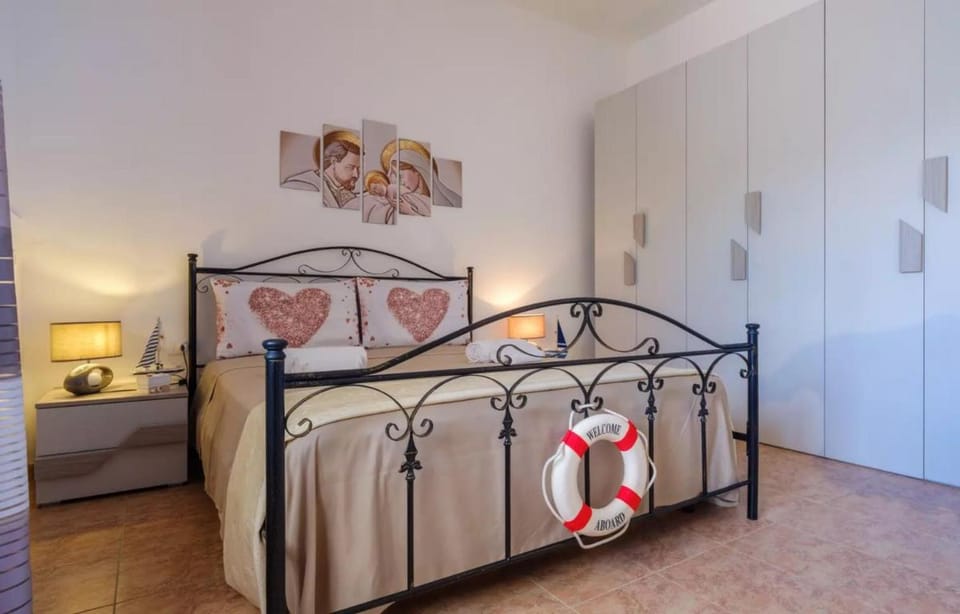 Villa Diamante Torre Lapillo With Air Conditioning, Parking And Wi-Fi Villa in Torre Lapillo