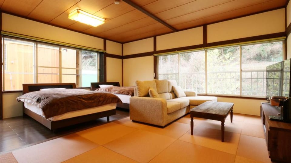 Amis Droles アミドローラ LIBERTY RESORT Hotel in Shizuoka Prefecture