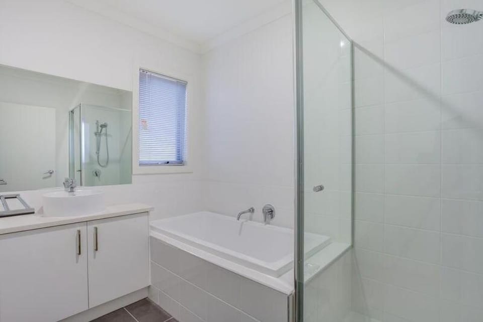 Just 5-minute walk to the beach, gateway choice Vacation rental in Dromana