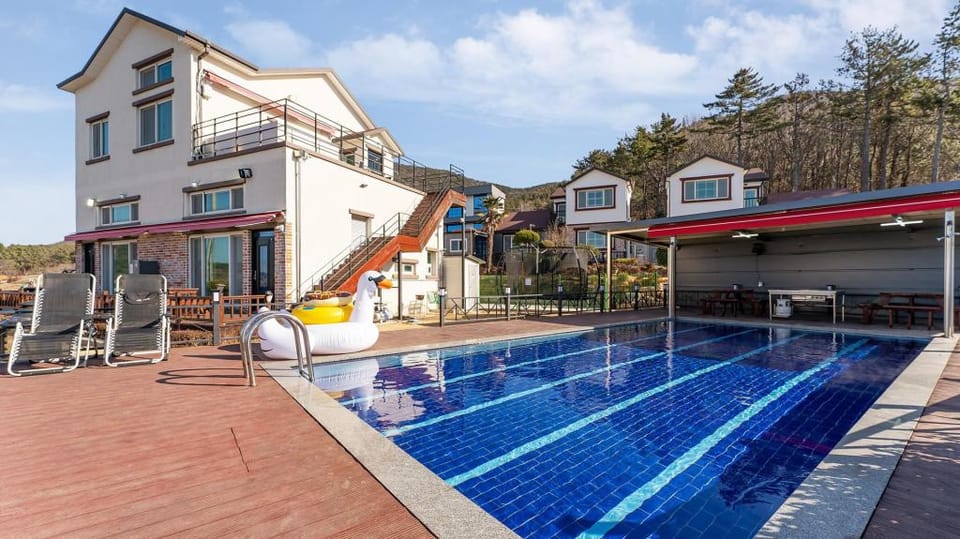 Yeosu Bliss Pension Bed and Breakfast in South Korea