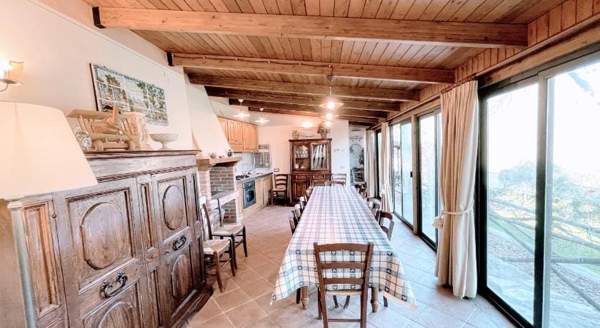 Spoleto Splash Torettawifiaircondishwasher Lodge in Umbria