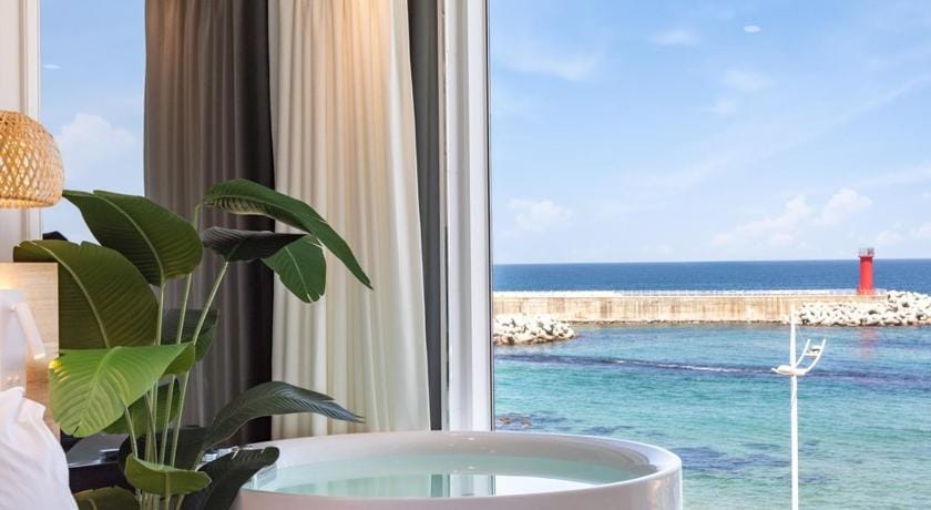 Gangneung the One Pension and the Classic Pension Bed and Breakfast in South Korea