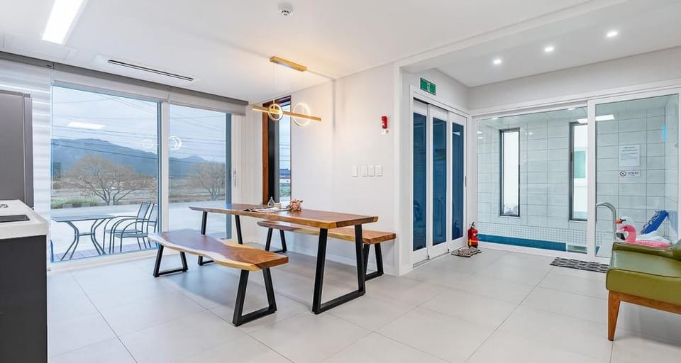 Gyeongju Luna Poolvilla Bed and Breakfast in South Korea