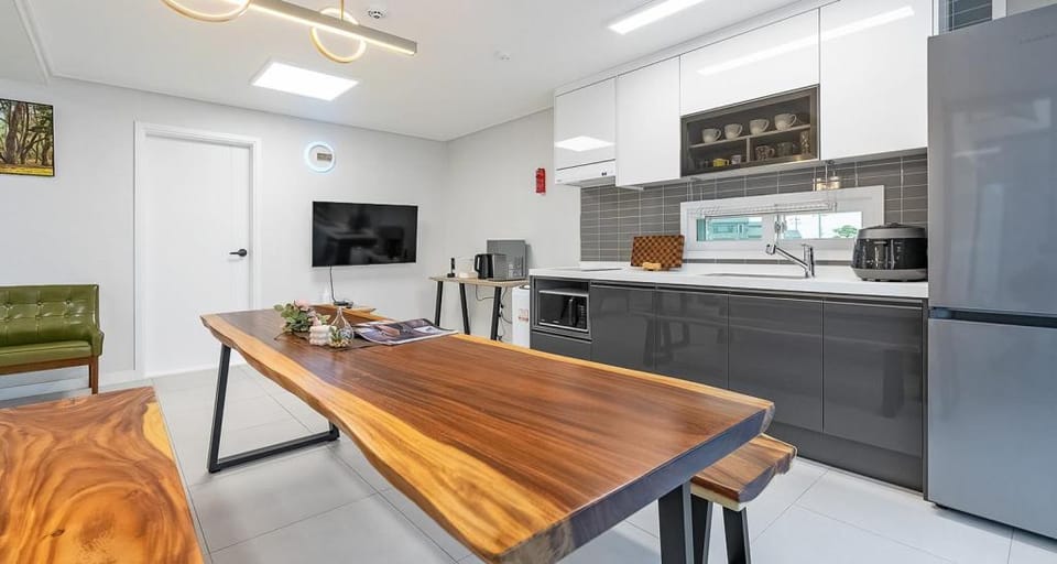 Gyeongju Luna Poolvilla Bed and Breakfast in South Korea