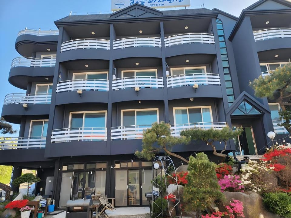 Yangyang Haneulbada Pension Bed and Breakfast in South Korea