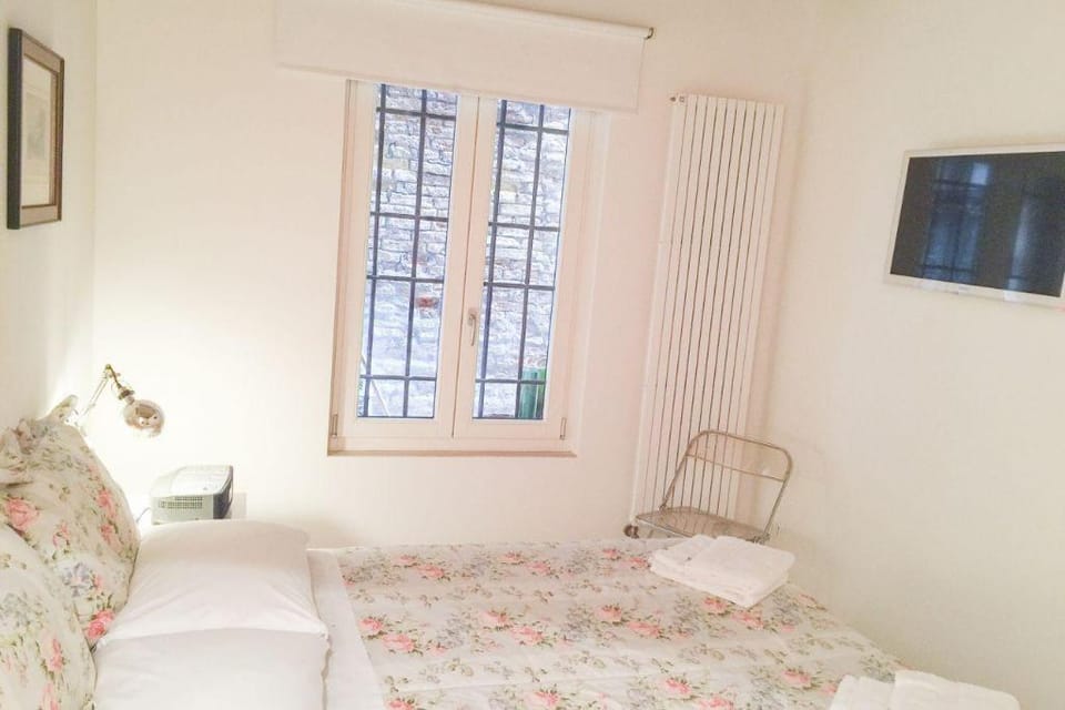 Ca' Farnese · Ca' Farnese, beautiful big apartment in trad. area Apartment in Venice