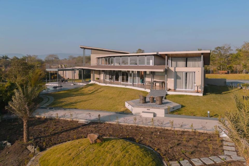 Bel Air Mansion by StayVista  Villa in Maharashtra