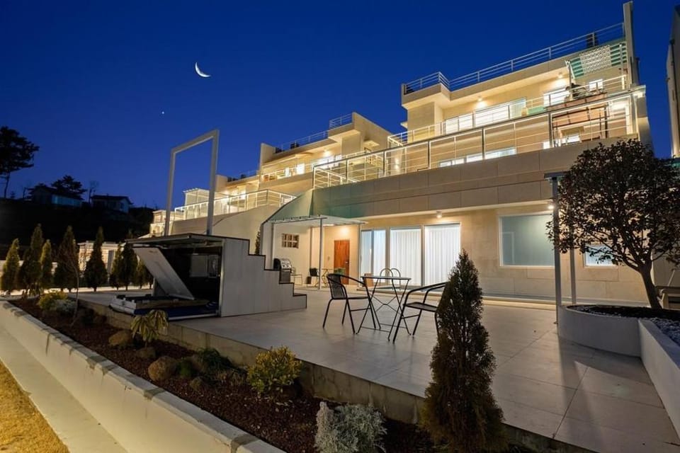 Yeogi Namhae Bed and Breakfast in South Korea