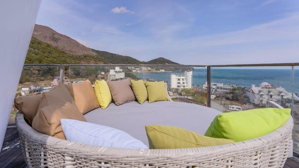 Geoje Hinoki Seawater Steamed Resort Bed and Breakfast in South Korea