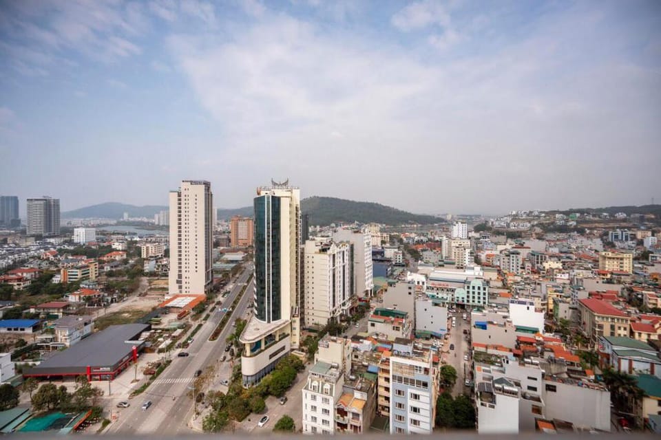 New Life 21 ★Tầng Cao, View Biển★Có máy giặt Apartment in Laos