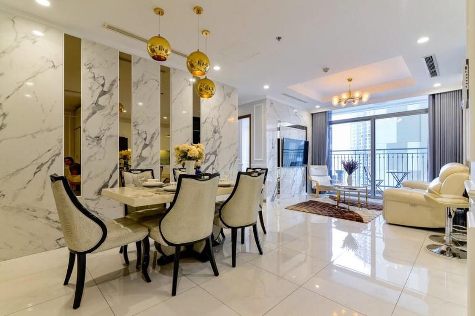 FREE AIRPORT PICKUP❤️LUXURY ART❤️RIVER VIEW❤️ Apartment in Ho Chi Minh City