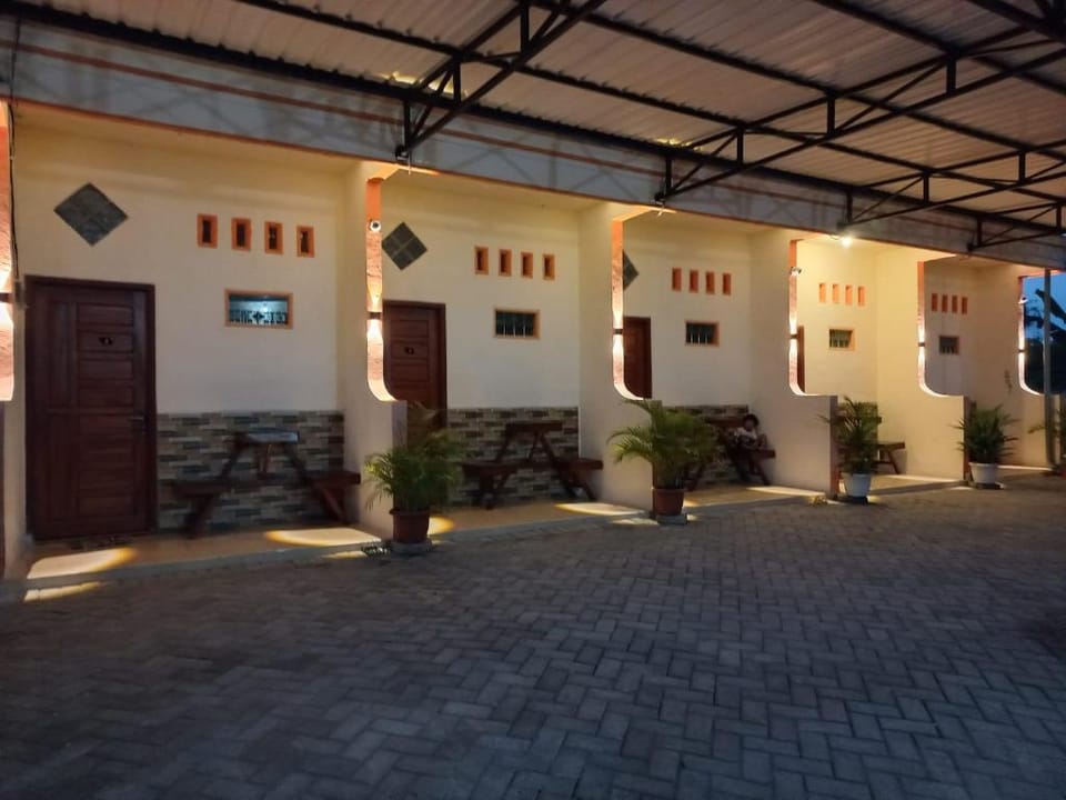 Angler Family Guest House Hotel in East Java