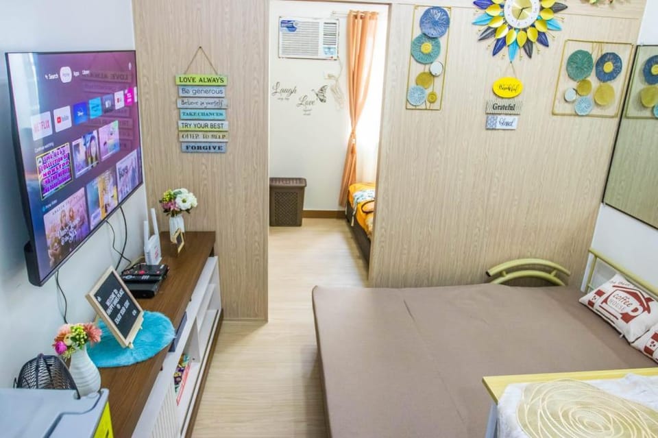 Cozy and Relaxing 1 Bedroom Unit near SM Fairview Vacation rental in Quezon City