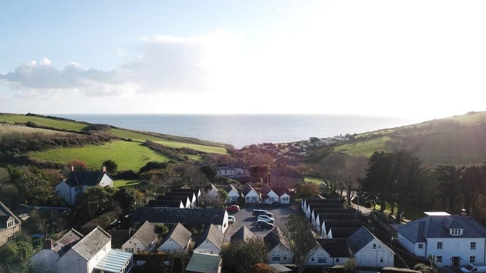 Jurassic Sea Pear Suite & Spa Vacation rental in West Dorset District