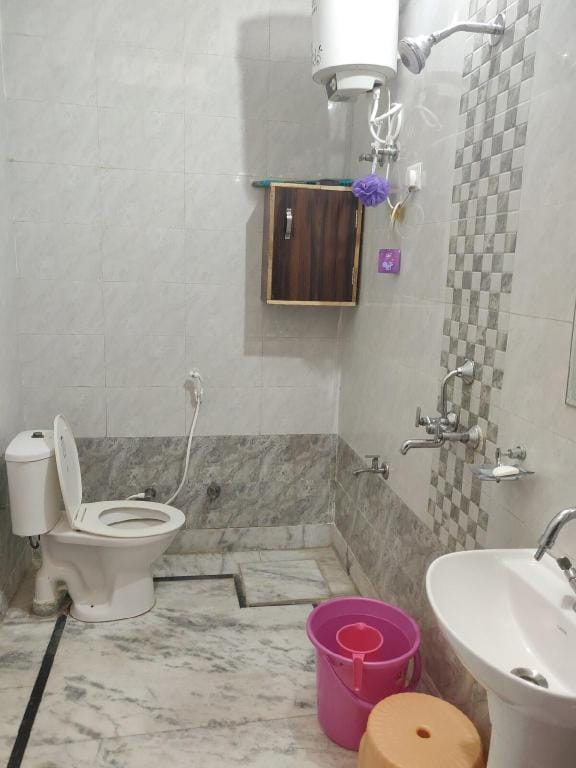 Kridha Holidays Homestay With Kitchen Apartment in Uttar Pradesh