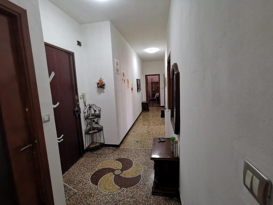 Bellissimo appartamento in centro  Apartment in Piedmont