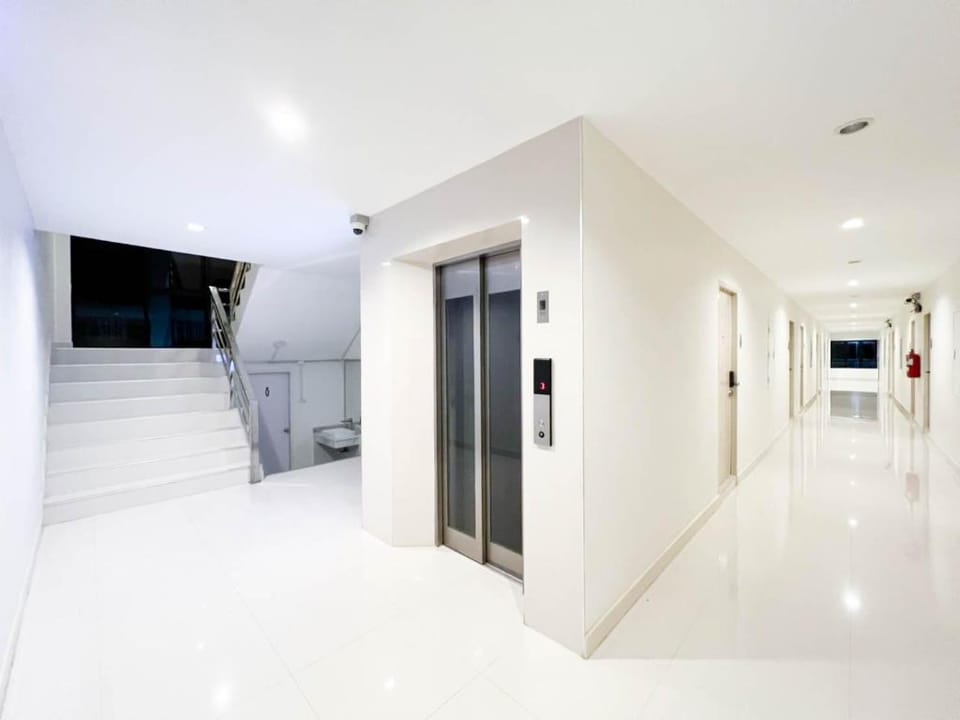 Rest Suvarnabhumi เรสท์สุวรรณภูมิ Hotel in Bangkok