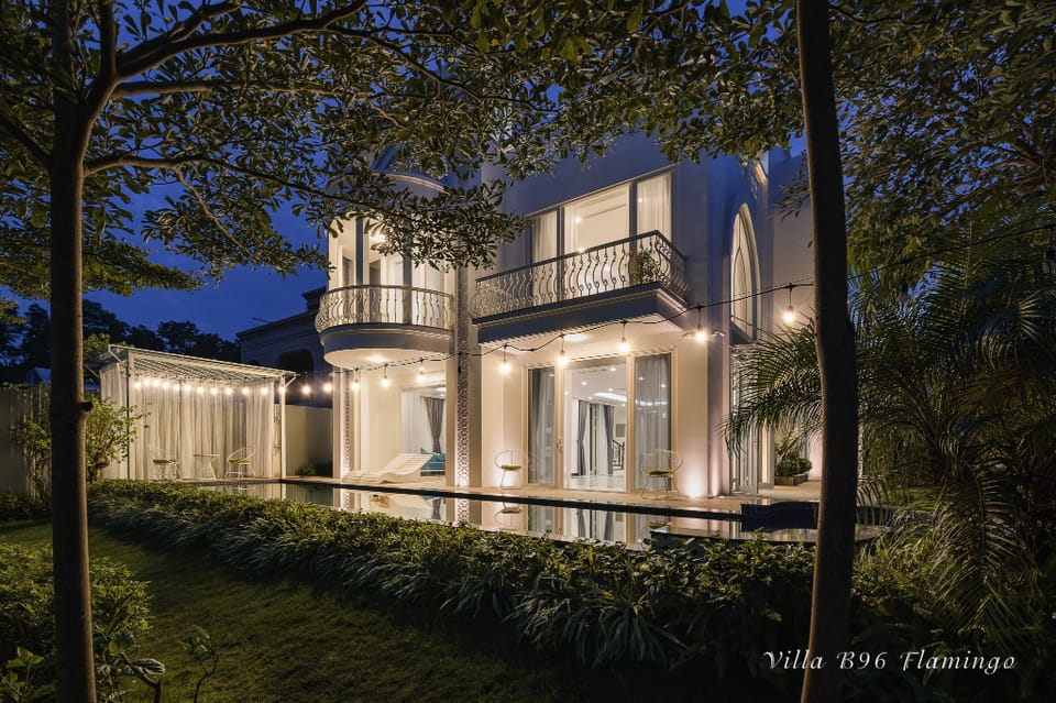 Big Luxury Villa B96 for Family in Flamingo Resort Villa in Laos