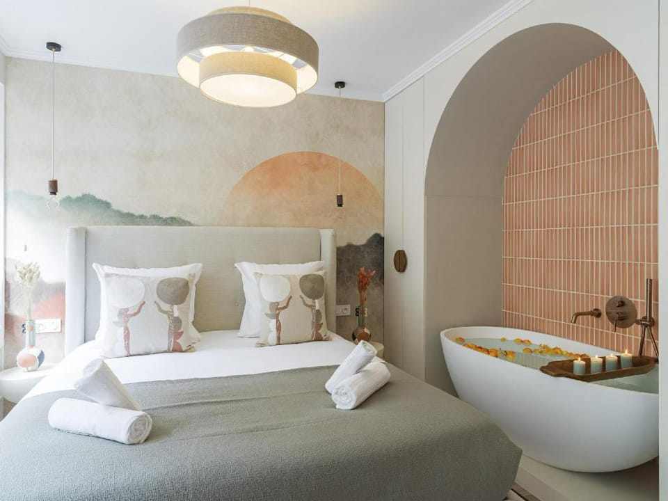 The Rosemary Suite Eiffel Tower Apartment in Paris