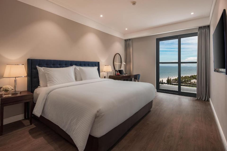 Ocean View Altara suite 5 star 2 Bedrooms Apartment in Da Nang