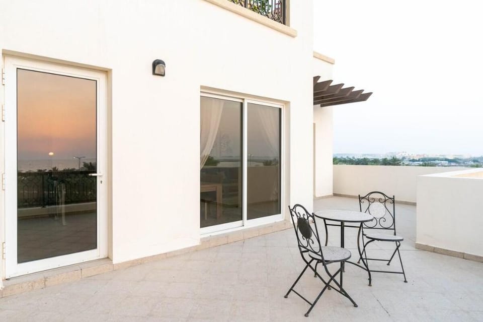 Luxury Sea View 1B Apartment in RAK Apartment in Ras al Khaimah