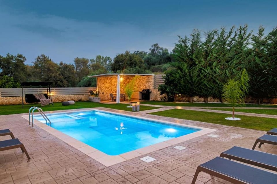 Three-bedroom Luxury House with Pool by Delfus Vacation rental in Crete