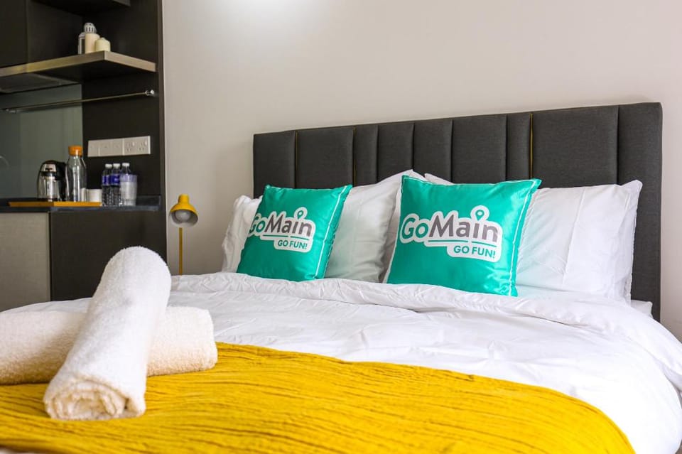 New Suite 2Pax# Midvalley Millerz Square w Netflix Vacation rental in Federal Territory of Kuala Lumpur