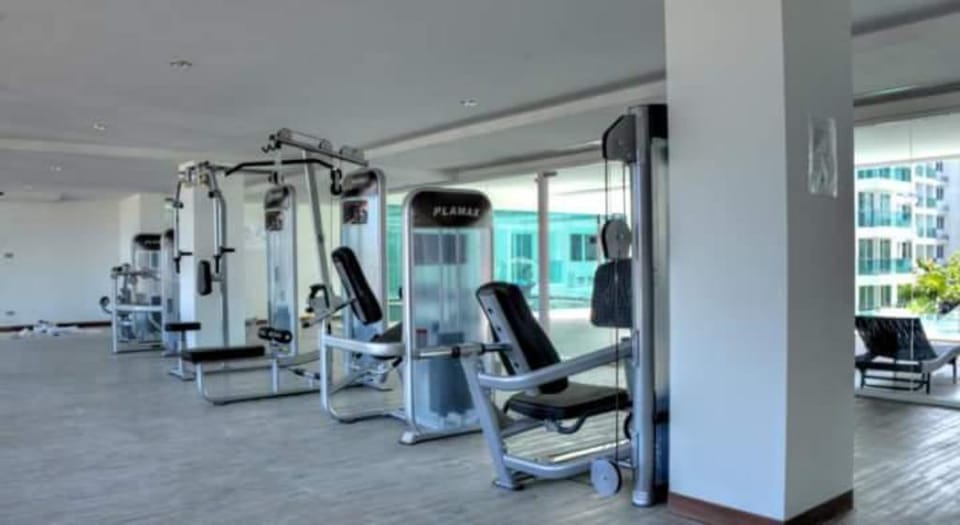 High standard luxury apartment close to beach Apartment in Pattaya City
