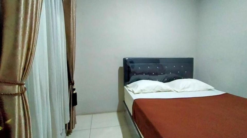 Hotel di Ciamis yang murah - Aqsa Guest House   Apartment in West Java