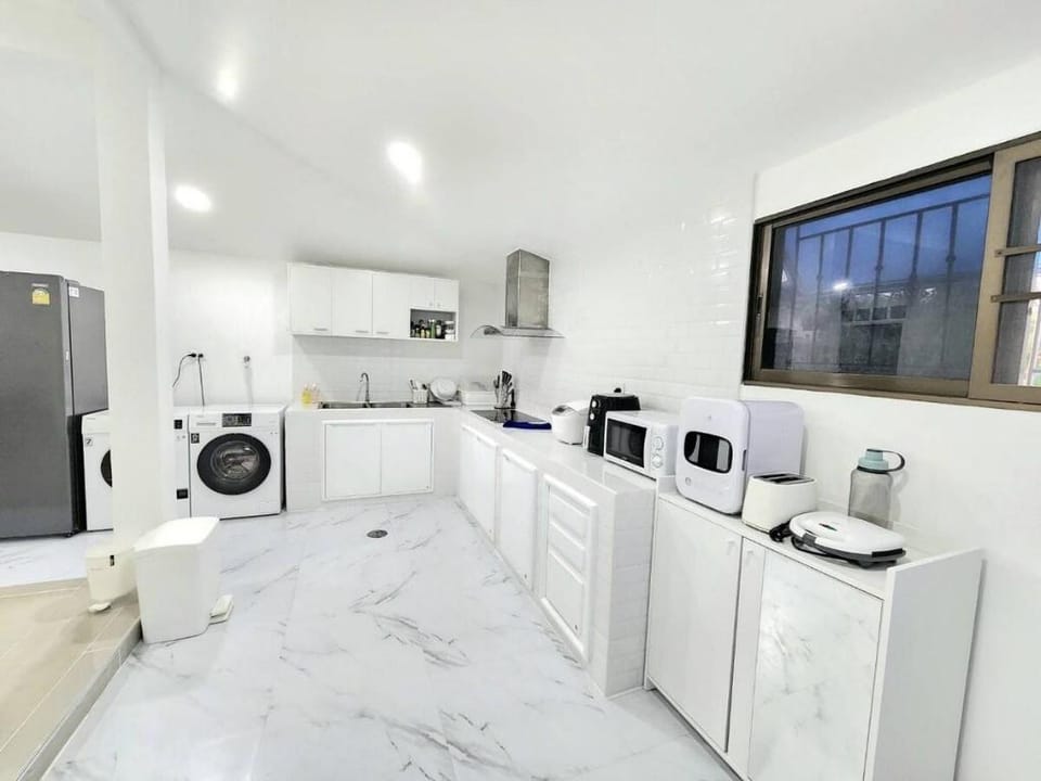 Flash Sales New villa la Liza@Beach walk10mins Villa in Pattaya City