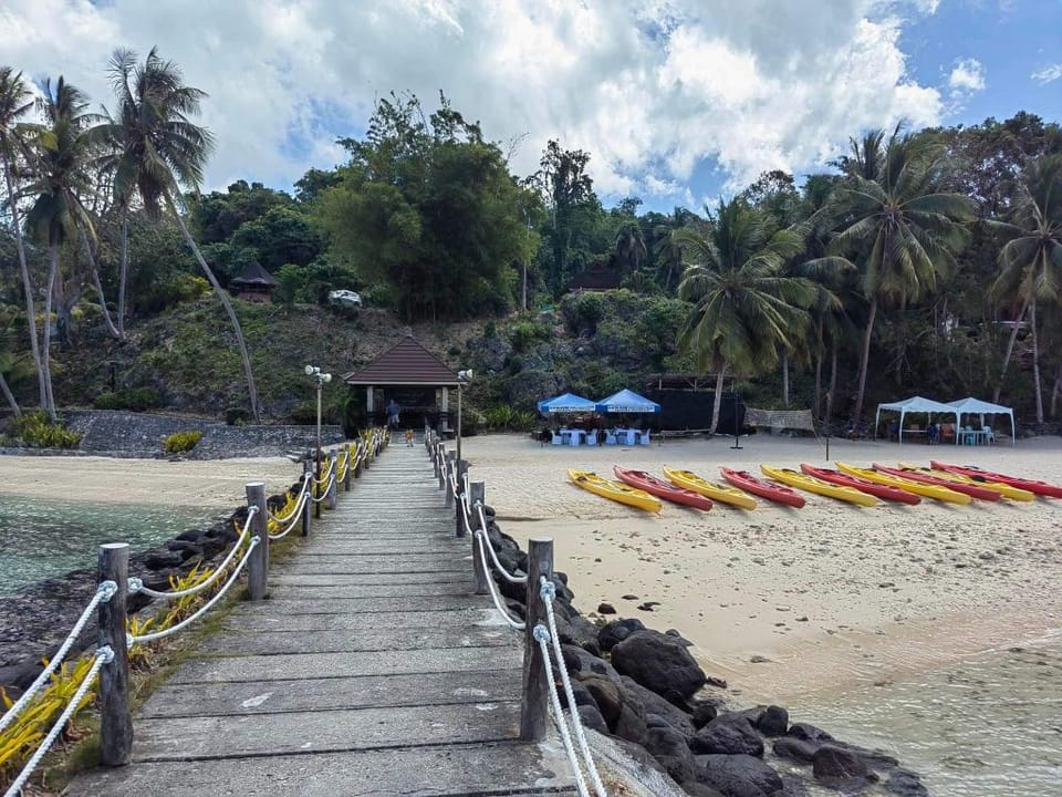 Kembali Condo  Beach Resort Apartment in Island Garden City of Samal
