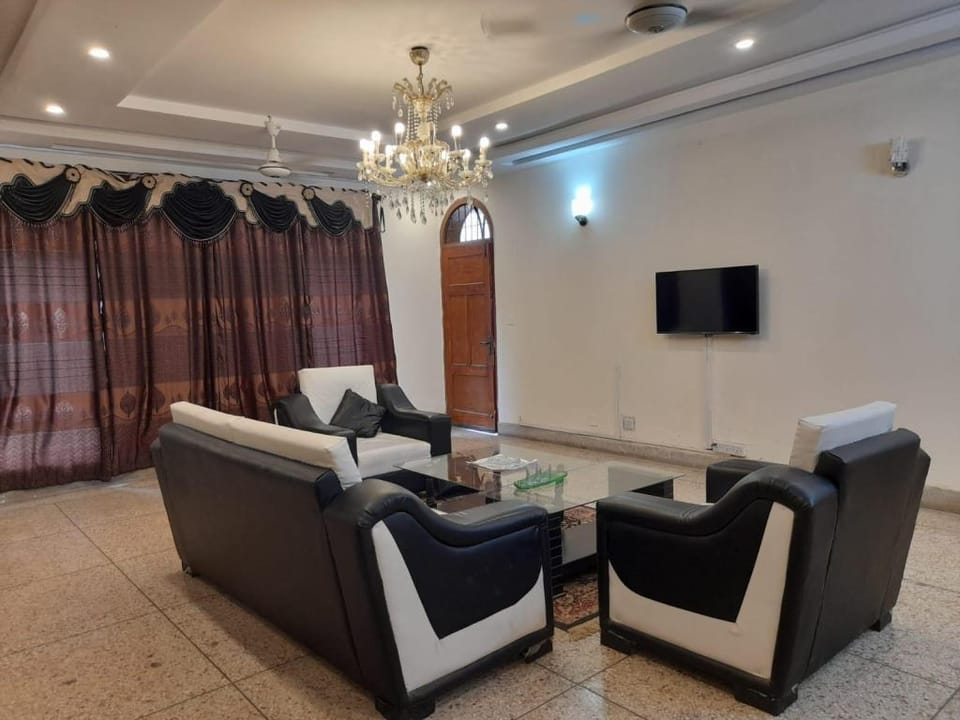 Mountain View guest house( I m guest house) Vacation rental in Islamabad
