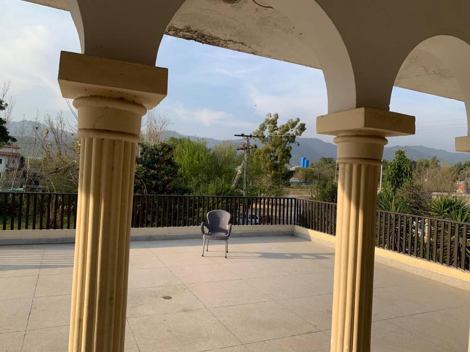 Mountain View guest house( I m guest house) Vacation rental in Islamabad