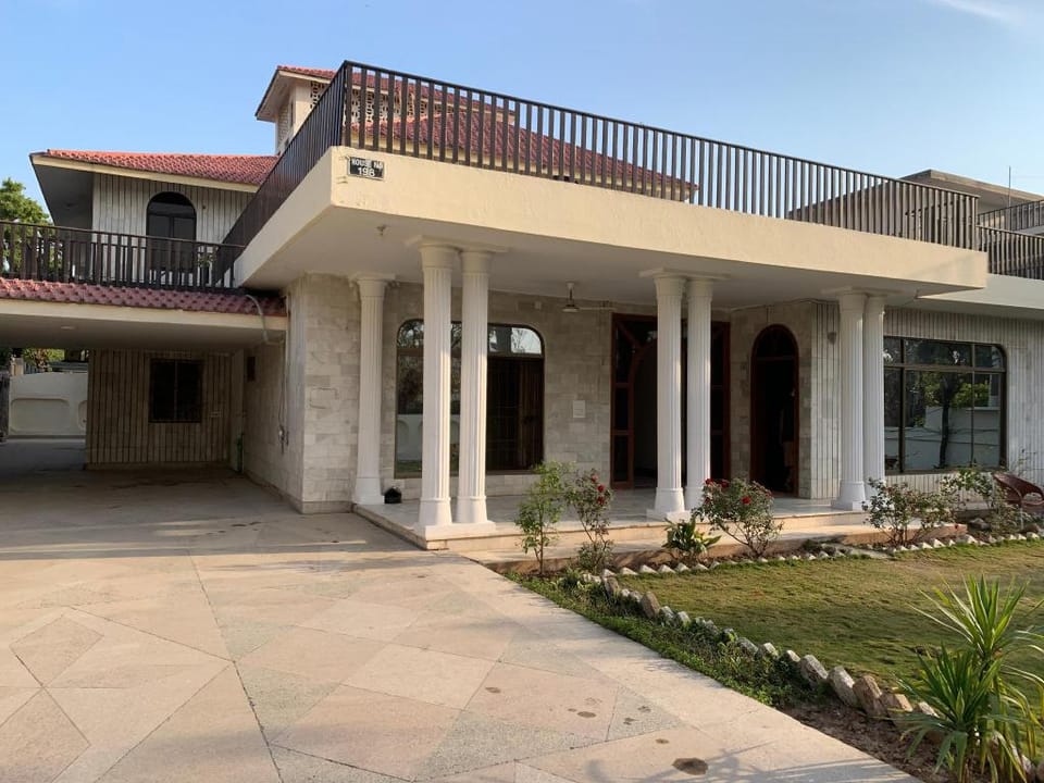 Mountain View guest house( I m guest house) Vacation rental in Islamabad