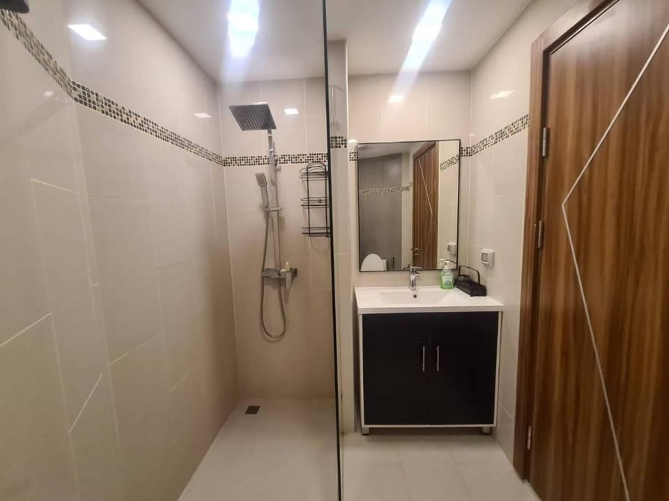 Laguna beach resort 3 ลากูน่า บีช รีสอร์ท Apartment in Pattaya City