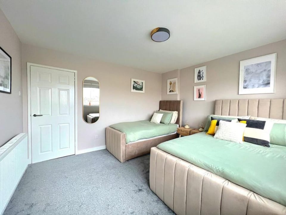 Quirky, Family Home in Glasgow Vacation rental in Glasgow