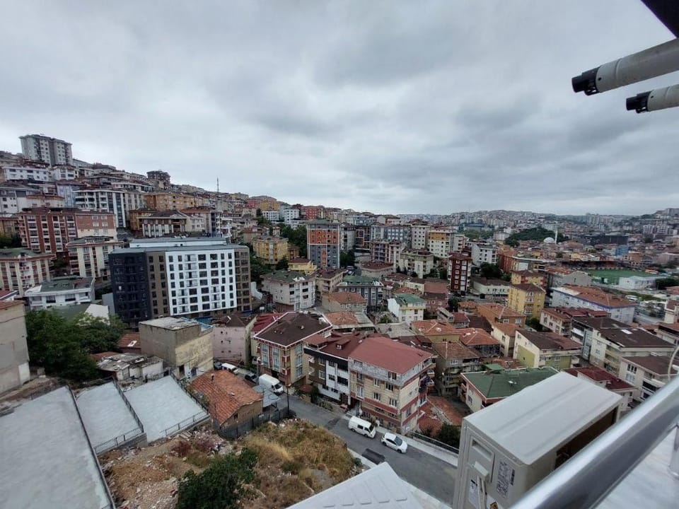 Stylish Apartment in For Large Families Apt. 30 Apartment in Istanbul