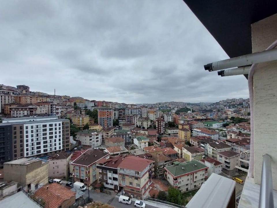 Stylish Apartment in For Large Families Apt. 30 Apartment in Istanbul