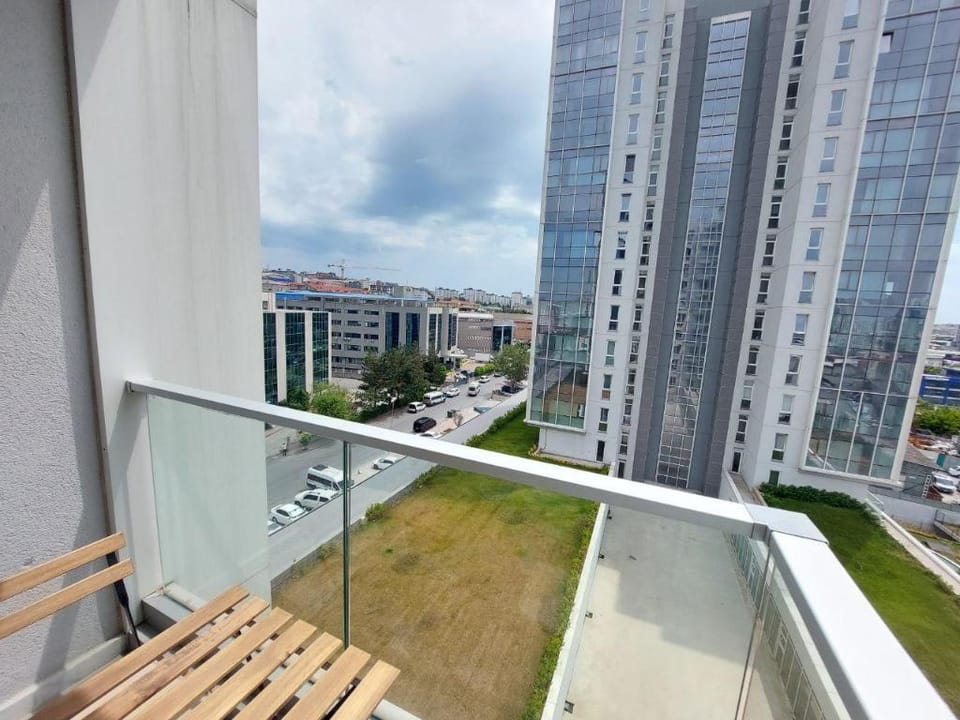 Modern Flat Apt Near City Center Apt. 37 Apartment in Istanbul