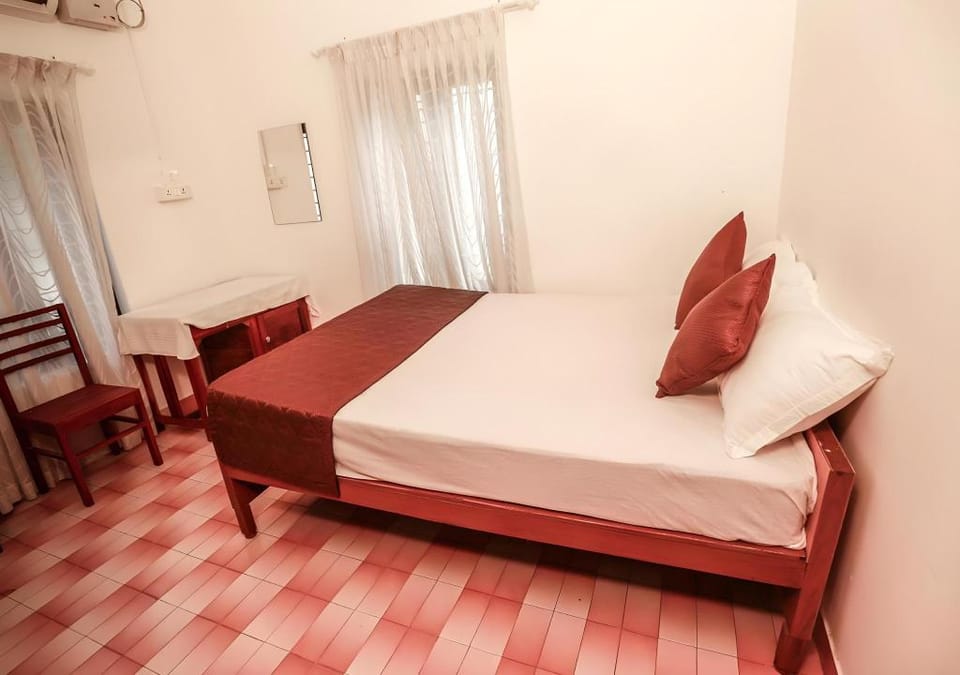 Majestic Cliff House Hotel in Varkala