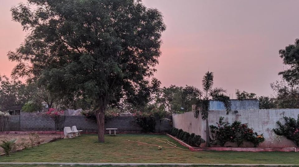 A place where you can chill & do small party's Villa in Hyderabad