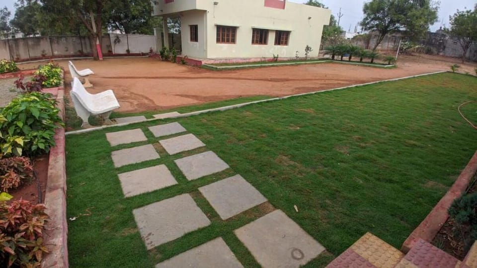 A place where you can chill & do small party's Villa in Hyderabad