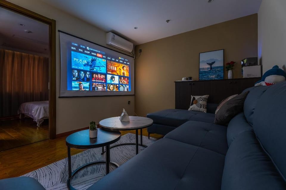 Near SNIEC/Lujiazui/theBund/Duplex loft/projector9 Apartment in Shanghai