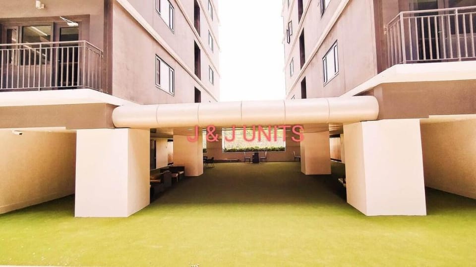J & J Units Apartment in Pasay