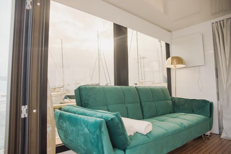 Casa flutuante a 25 min do Porto Vacation rental in Porto District