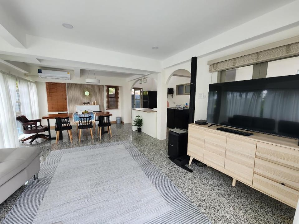 SOVA VCAY Pool Villa, Banchang,Rayong Villa in Chon Buri Changwat