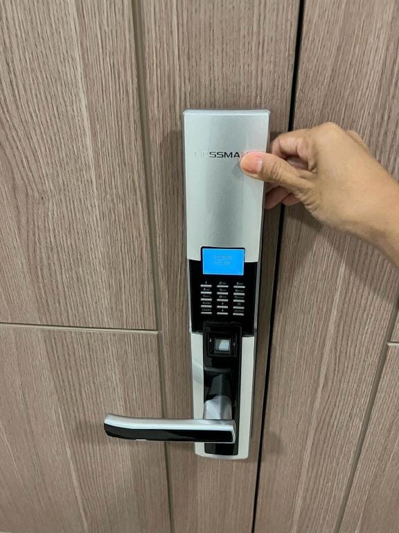Landmark 81 1bedroom serviced with highly floor. Apartment in Ho Chi Minh City