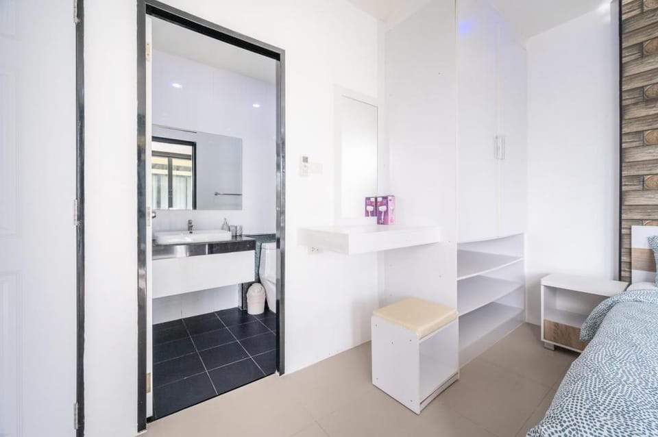 AnB Loft 1 poolvilla 3BR/3bath Villa in Pattaya City